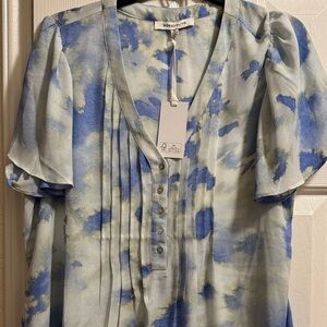 Rose & Olive Watercolor Blue and White Blouse‎